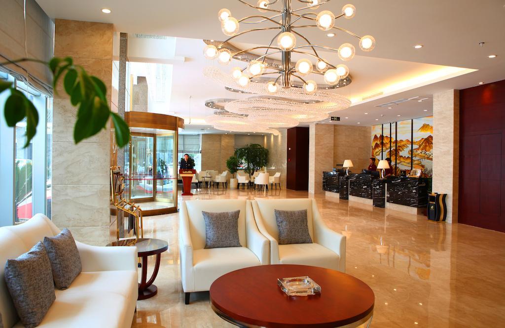 Mingcheng Times Hotel Chengdu Exterior photo