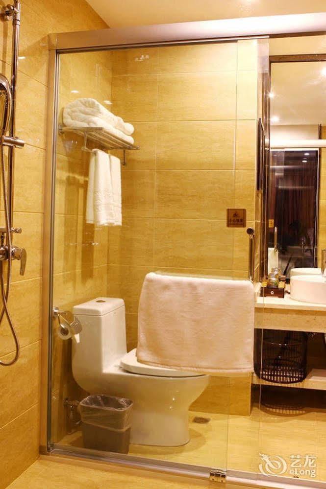 Mingcheng Times Hotel Chengdu Exterior photo